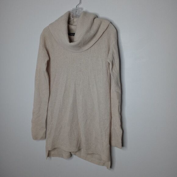 Cashmere Saks Fifth Avenue sweater size XS - Picture 2 of 9